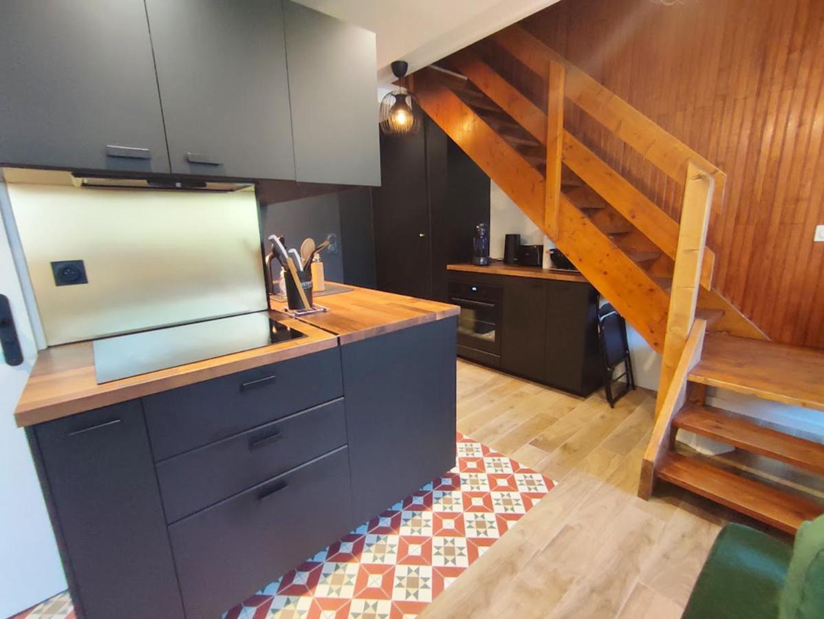 Au Cocon De Joy, T3 Duplex, Wifi, 4 Personnes Apartment Bagnères-de-Luchon Exterior foto